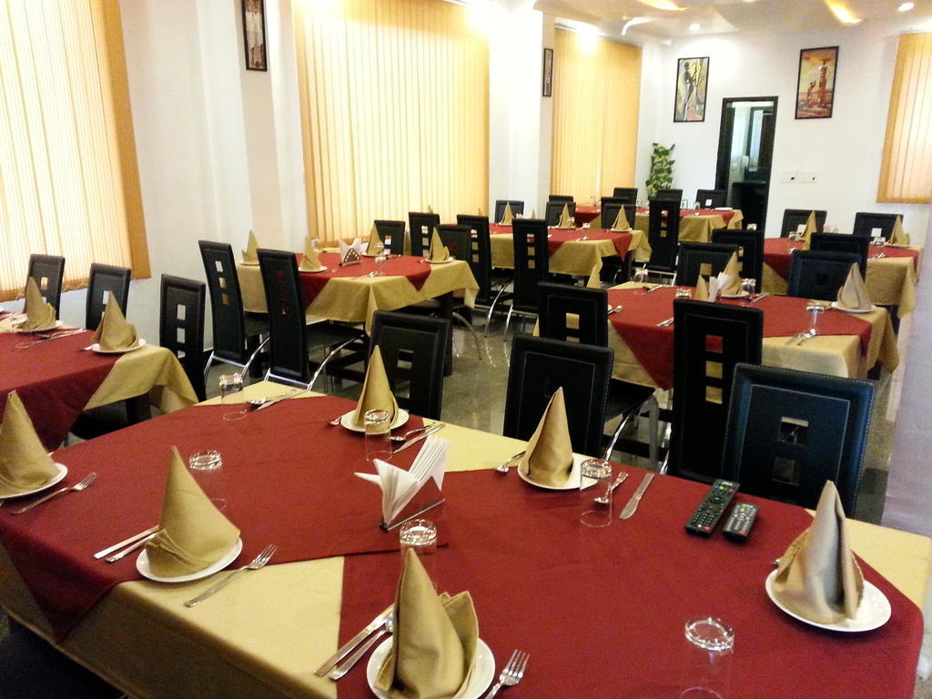 Hotel Royal View Jaipur Buitenkant foto
